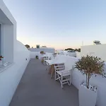 Central Fira Suites 3* Тира