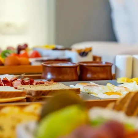 Central Fira Suites 3* סנטוריני