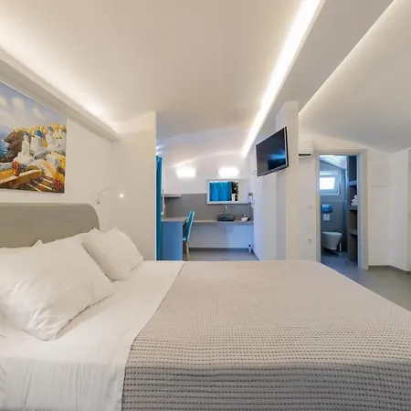מלון Central Fira Suites סנטוריני