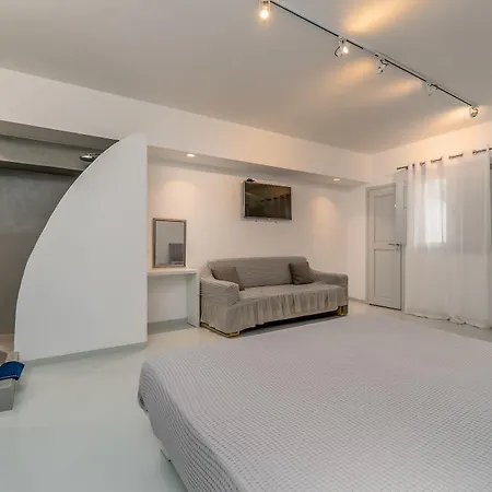 מלון Central Fira Suites סנטוריני