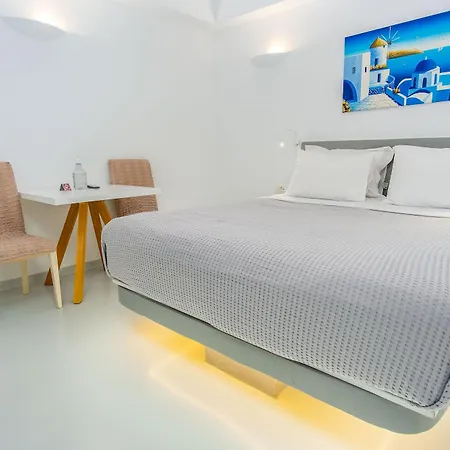 Central Fira Suites 3* סנטוריני