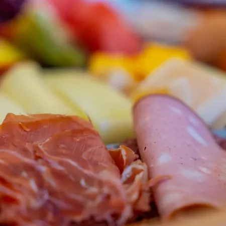 Central Fira Hotel 3*