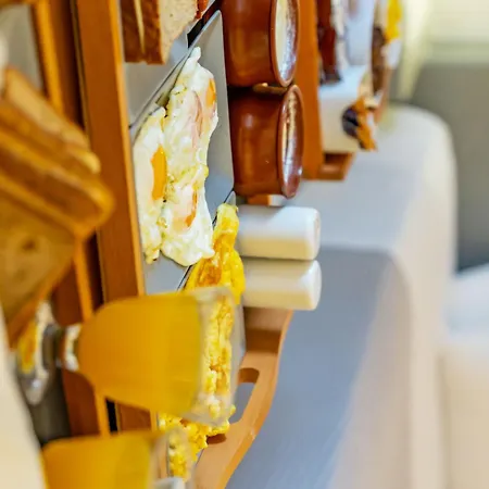 Central Fira Suites Hotell