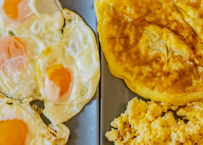 Hotell Central Fira Suites 3*