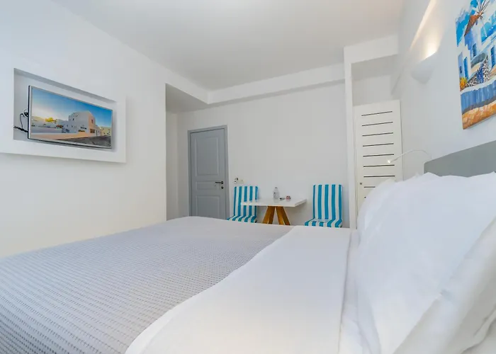 Central Fira Suites 3* Fira (Santorini)