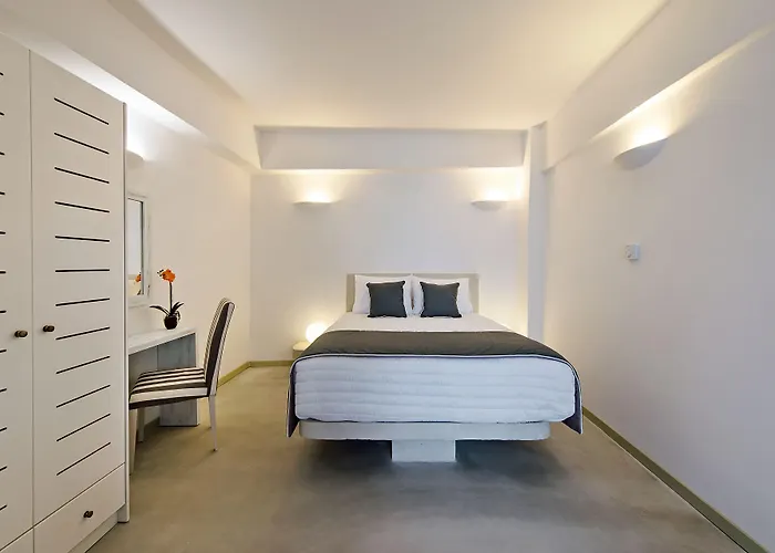 Central Fira Suites Hotell Fira (Santorini)