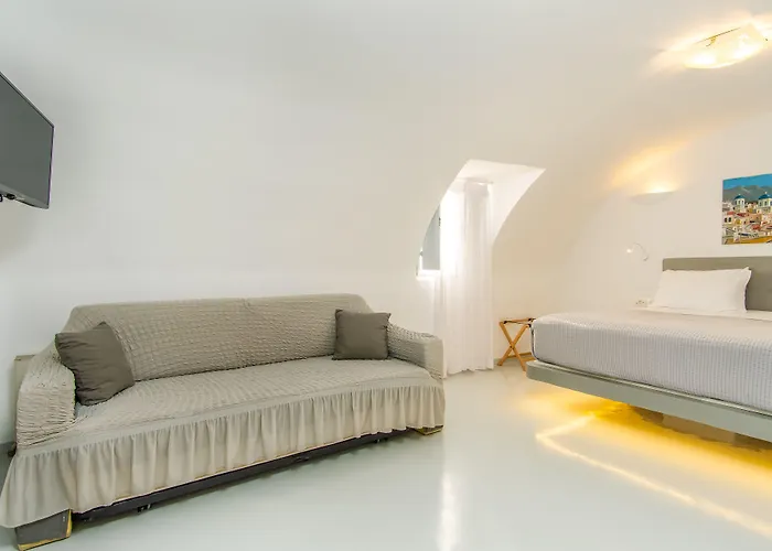 Central Fira Suites Hotell