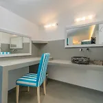 Central Fira Suites